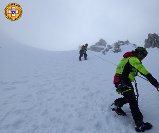 Slavina sulla Maiella, alpinista ferito: intervento in corso dei soccorritori